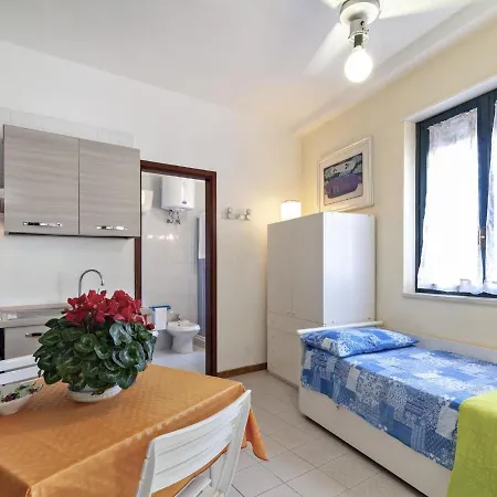 Holiday home Locazione Turistica App- Di Levante *